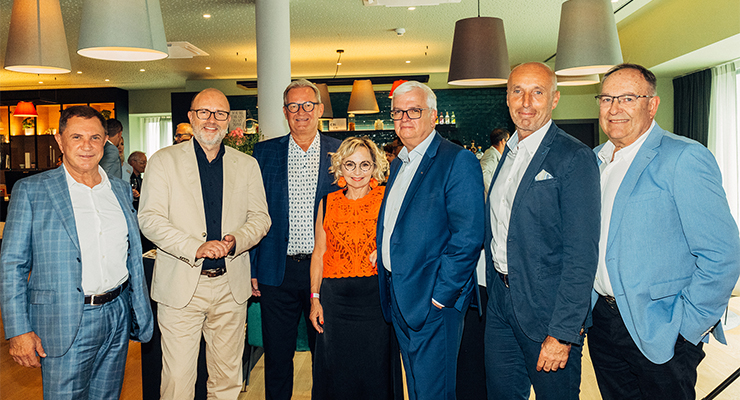 Left-to-right: Dr. Martin Hellweger, owner of Kronberg International, SES CEO Christoph Andexlinger, Harald Ultsch (harry's home founder and Managing Director), Elisabeth Blanik (Mayor of Lienz), SPAR Real Estate Director Marcus Wild, Alexander Eck (member of the SES Management Board) and Dr. Gert Kollegger (Chairman of the Styrian Medical Association). /// credit: Nahele Mairhofer